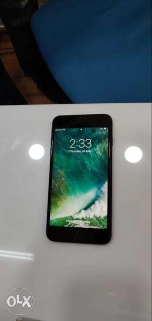 Iphone 7plus 32 gb matte black good condition 15 months old
