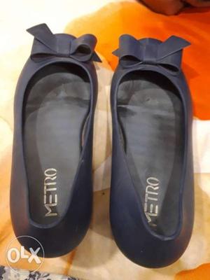 Pair Of Navy-blue Metro Leather Flats