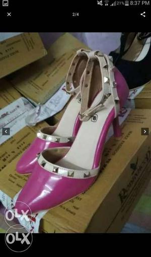 Pair Of White-and-pink Patent Leather Pointed-toe Heeled
