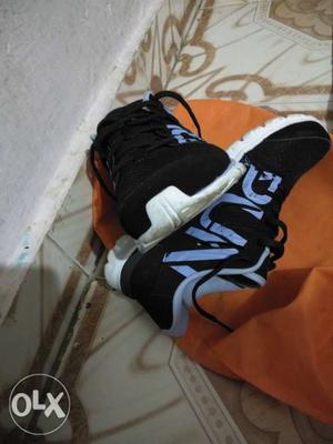 Rebook sport shose original very good condition