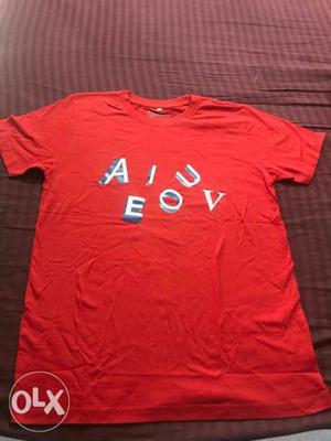 Red And Gray Vowels Print Crew-neck T-shirt