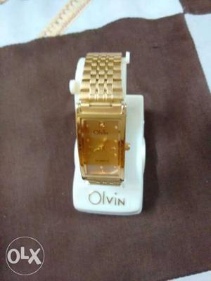 This watch is totally new, unused,. it is ladies
