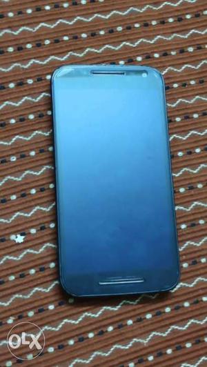 Used Moto G3 mobile in good condition with