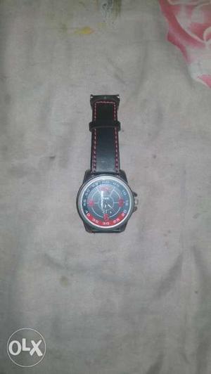 1 month old watch urgent sell