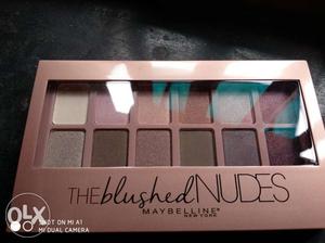 This is a Maybelline New York Eye Shadow Pallet.