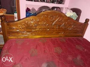 4×6 bed with mattress 5 months old teak wood