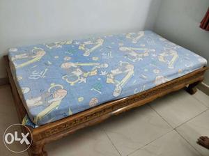 Deewan with mattress in very good condition