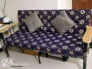 Iron Sofa Set - 3 Seater with 2 rest pillows