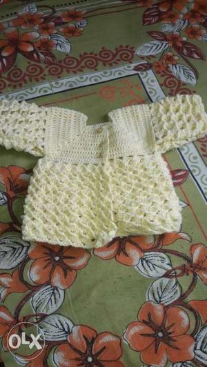 Nic hand made woollen sweater made at home