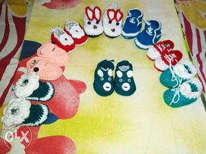 Per pair of baby shoe is Rs. 100