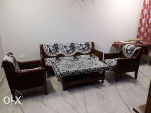Sofa set with table for immediate sale seat needs