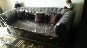 7seater sofa and 2 side table brand new 10 days