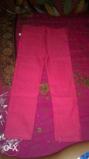 Baby upto age 3-4 years jagins staichible..pink