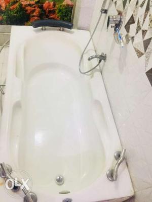 Bath tub white italio