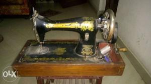 Black And Brown Singer Sewing Machine