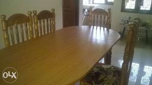Dinning table set with 6 chairs!! verry good