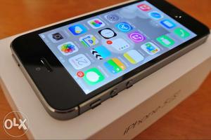 Excellent condition iPhone 5s space gray 16GB in
