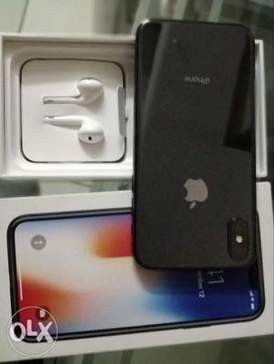 IPhone X 256Gb,with a super cool panel