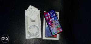 IPhone x 256gb. US.8 months old just like new.