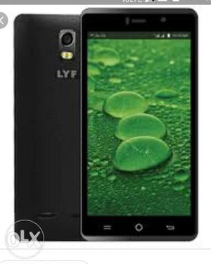 Lyf water 10 in good condition.