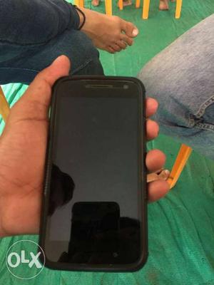 Moto g4 play 2 GB ram 16 gb rom and good condition 1 year