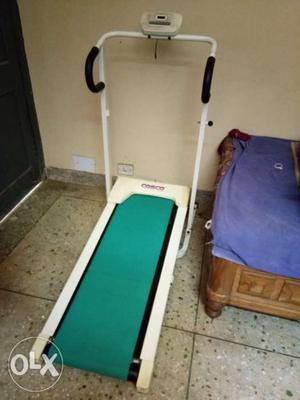 Non-Automatic treadmill. In good condition and