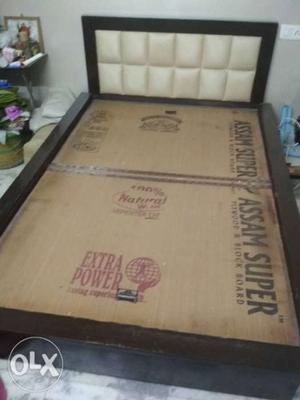 Queen size bed brand new condition never used.