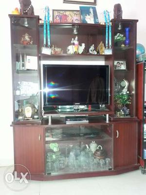 TV & TV unit - Navalur OMR
