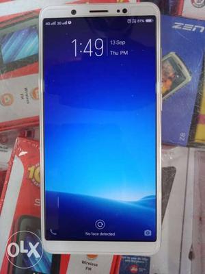 Vivo V7 with good condition and under warranty