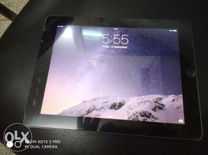 Apple ipad 2bwith 32 gb &cellular 3G with box,in warranty