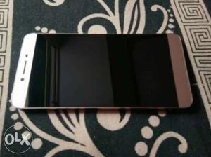 It's Letv Le 2 in brand new condition.one year