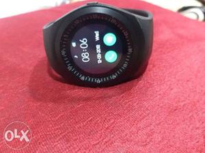 Y1 mobile phone watch brand new with bill and box