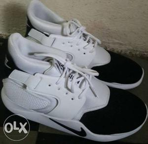 Brand New:incursion Mid-top By Nike. Size:10
