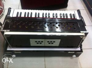Folding harmonium just one month old. Ad good as