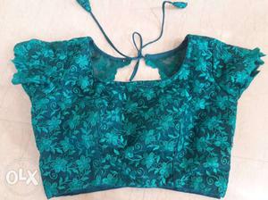 Net blouse with beautiful back neck from