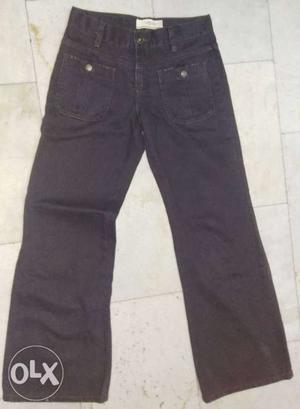This is a Branded Lee Cooper ladies jeans size-28