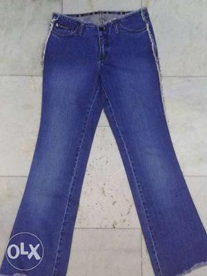 This is a new ladies jeans size-30 of gasoline