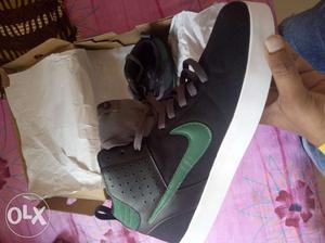 US Nike brand new shoes 10 number
