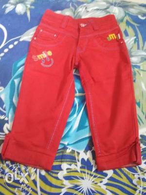 Used pant. Size:26,fits 6yr old.