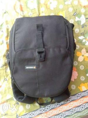 Vanguard camera bag in new condition