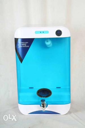 Blue And White Water Purifying System