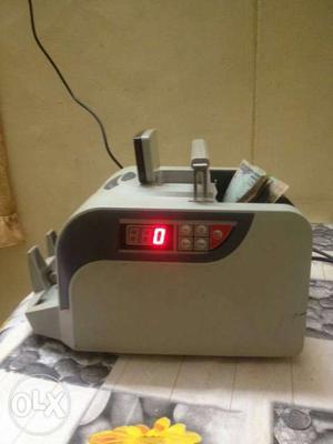 Cash counting machine.Good working condition.Purchased in