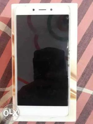 Collpad note 5 lite c one year old no exchange