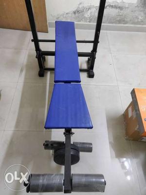 Gym bench used for just 2 months. Along with 50kg