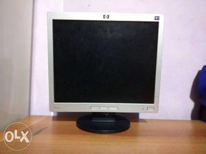 HP LCD monitor in excellent condition