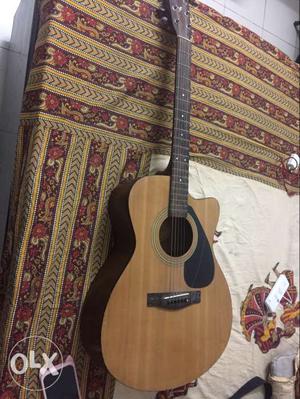 High Quality Yamaha Acoustic Guitar