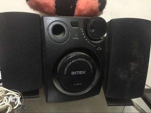 Intex 2.1 speaker gud condation