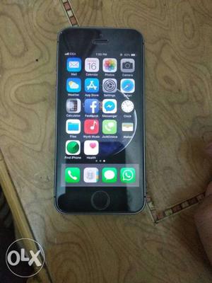 Iphone 5s 16gb good condition nd no scrach
