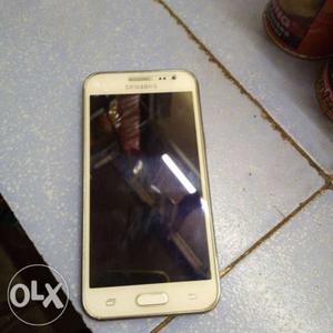 J2 1gb ram 8 gb internal good condition phone