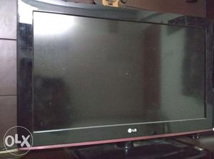 LG 32 inch LCD Screen in good condition